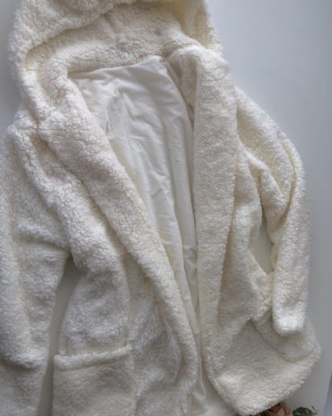jeitodemulher_shop casaco teddy off white 1